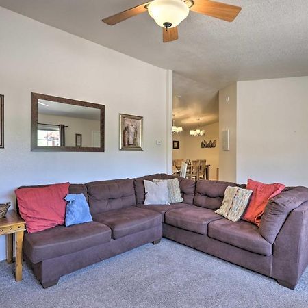 Rustic Retreat Moab Townhome With Grill And Fire Pit Kültér fotó